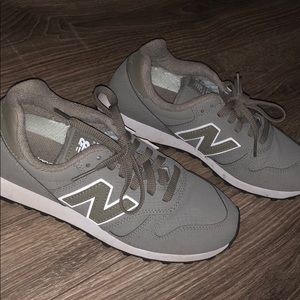Grey New Balance Size 7